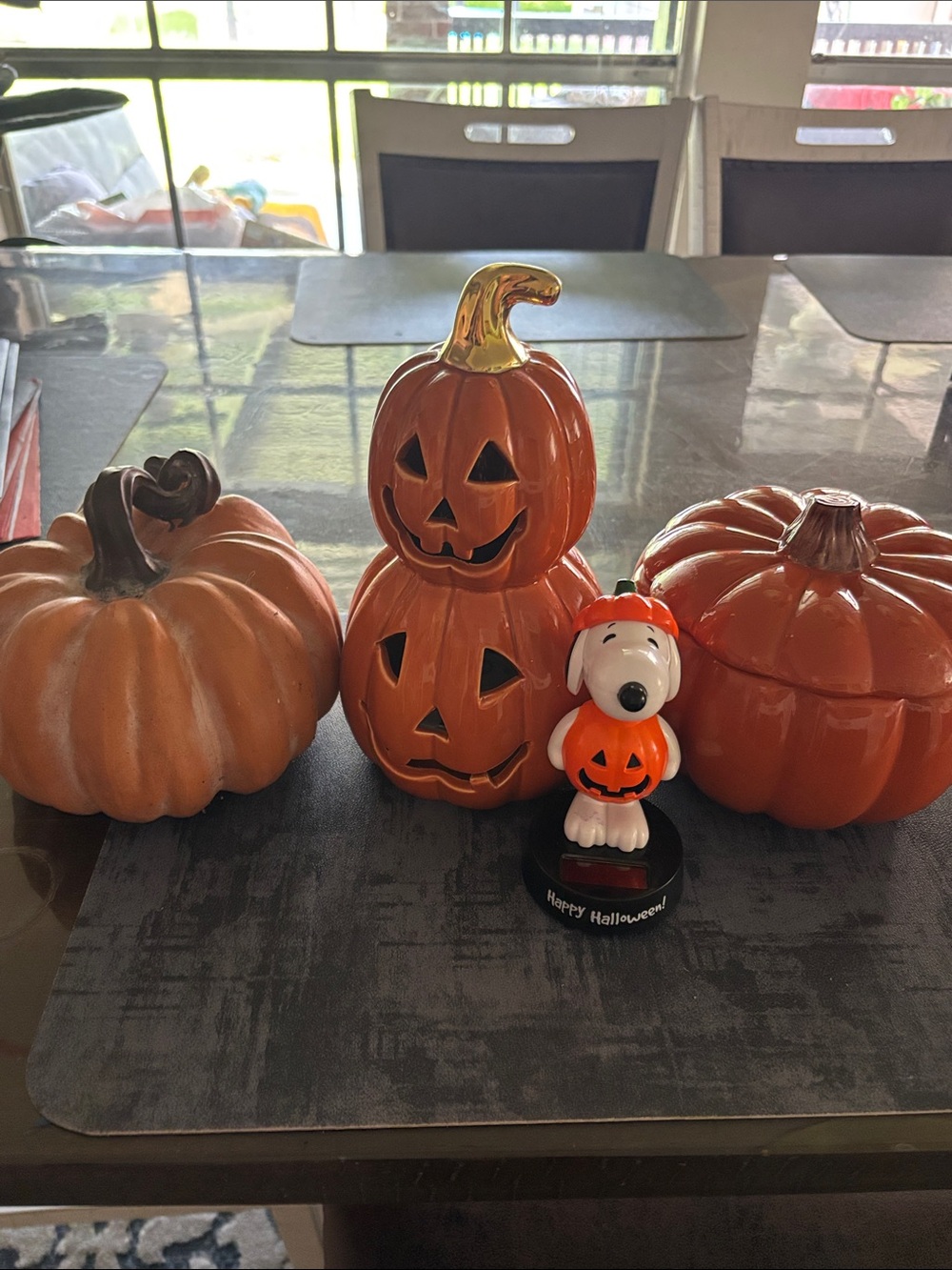 Halloween Pumpkin Ceramic Trio with Snoopy Figurine - Orange